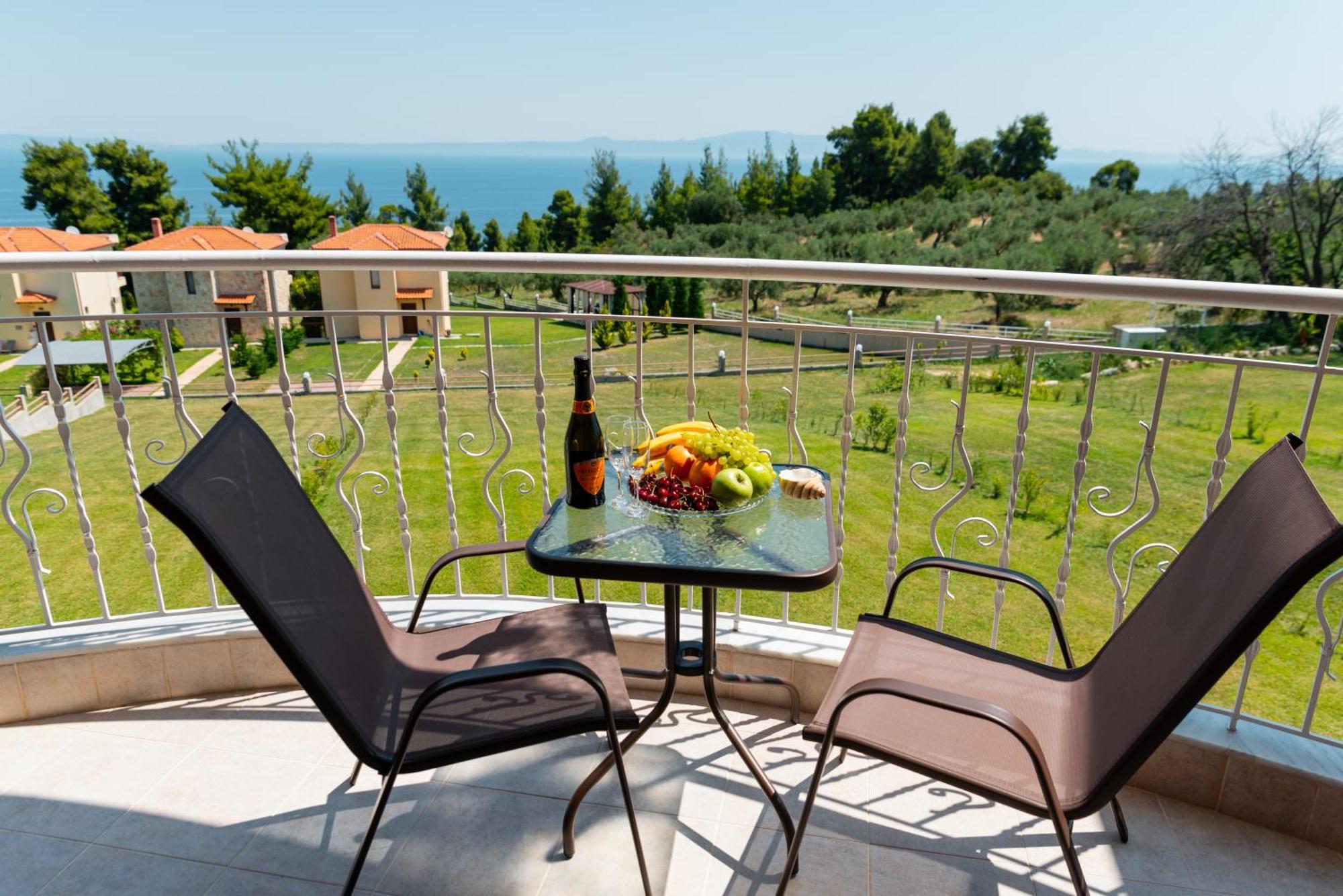 Vacation House With A Panoramic Sea View And Forest ポリフロノ エクステリア 写真